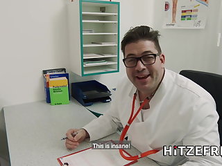 Doctor HITZEFREI Fake doctor fucks a petite brunette patient